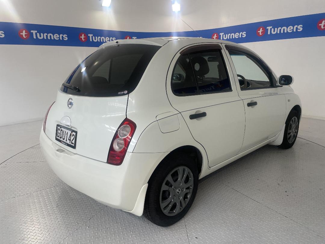 Photo '7' of Nissan March Photo '7' of Nissan March