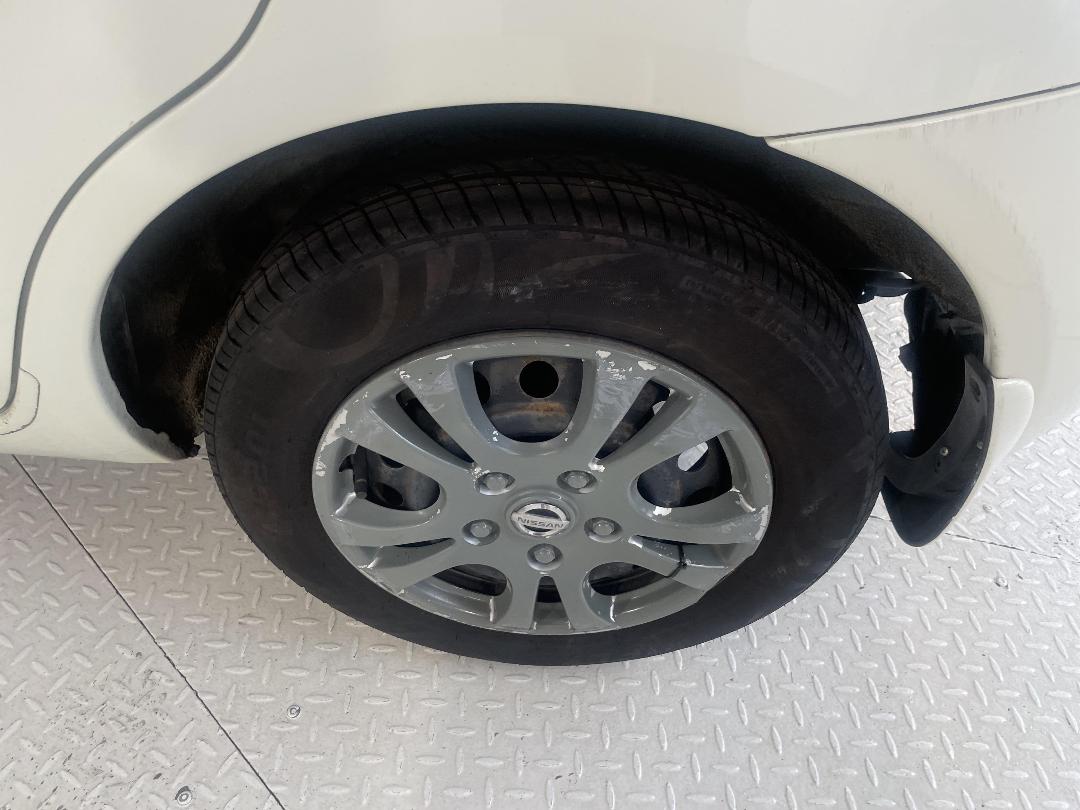 Photo '11' of Nissan March Photo '11' of Nissan March