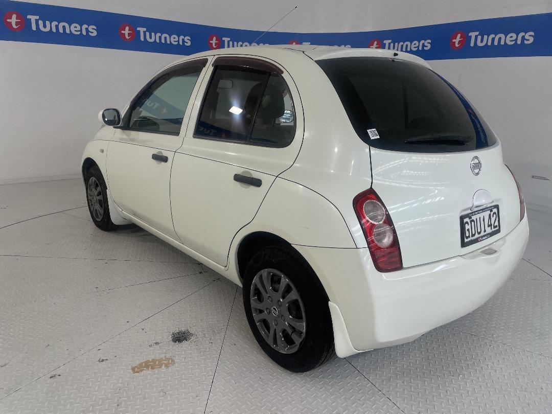 Photo '5' of Nissan March Photo '5' of Nissan March