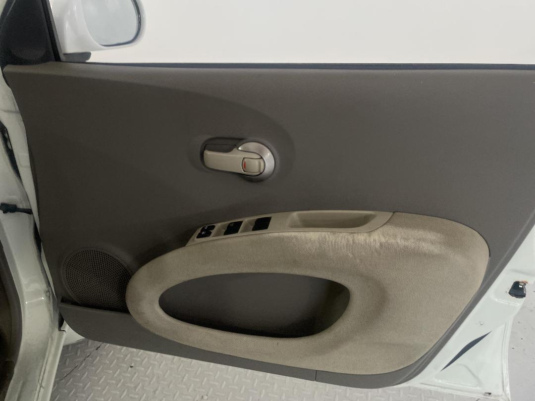 Photo '15' of Nissan March Photo '15' of Nissan March