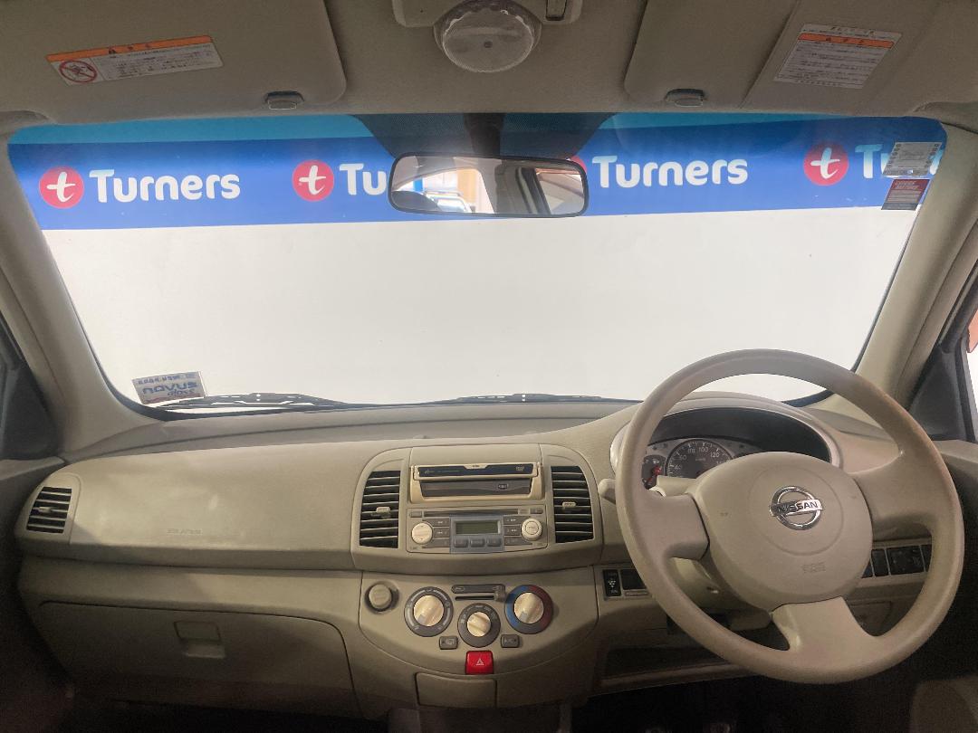 Photo '17' of Nissan March Photo '17' of Nissan March