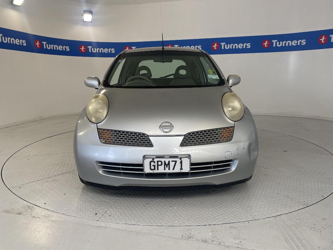 Photo '2' of Nissan March