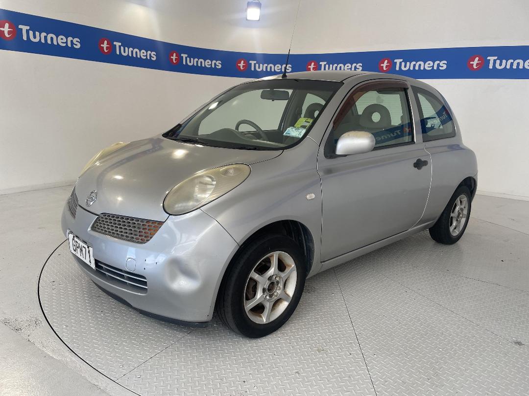 Photo '4' of Nissan March