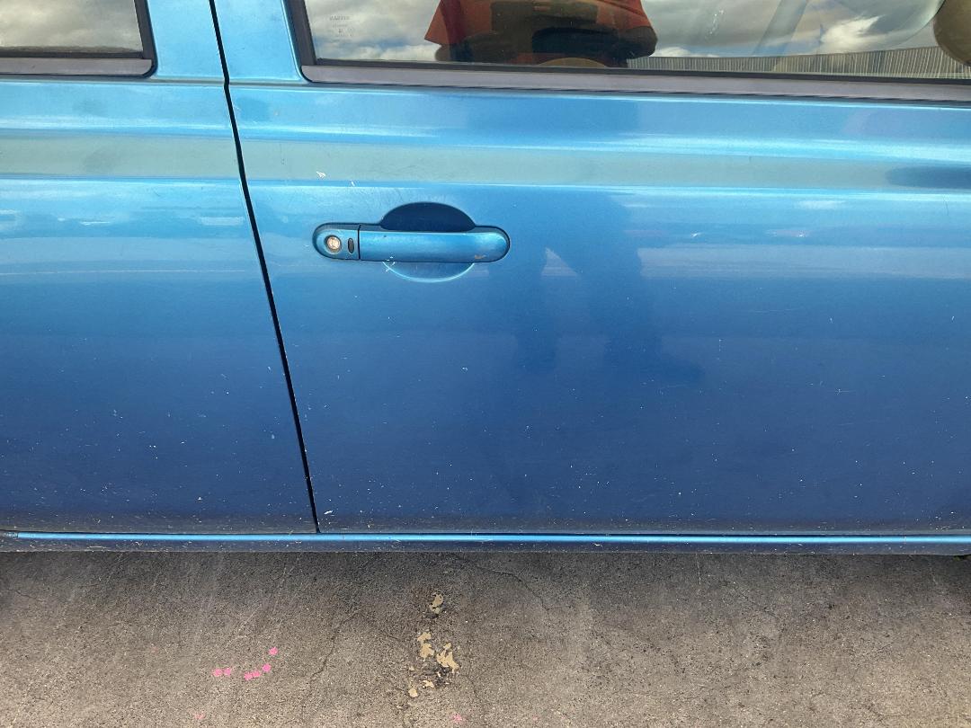 Photo '3' of Nissan March