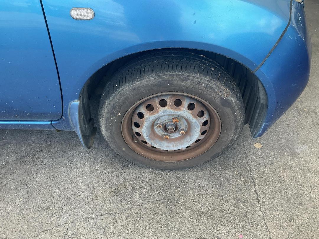 Photo '2' of Nissan March