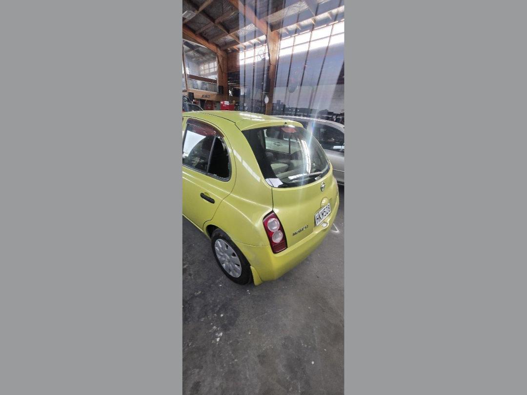 Photo '5' of Nissan March Photo '5' of Nissan March