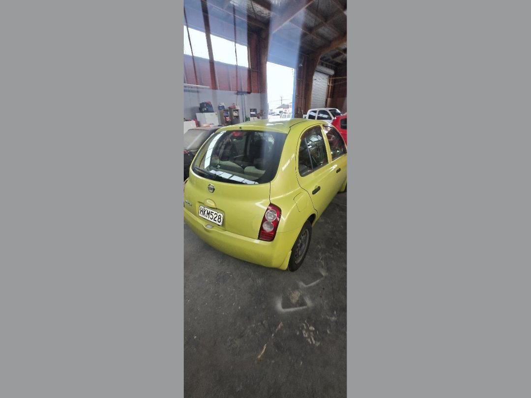 Photo '7' of Nissan March Photo '7' of Nissan March