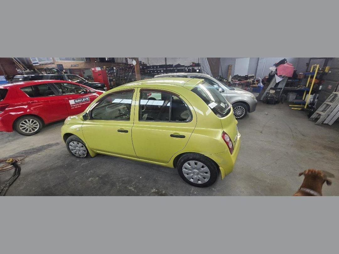 Photo '15' of Nissan March Photo '15' of Nissan March