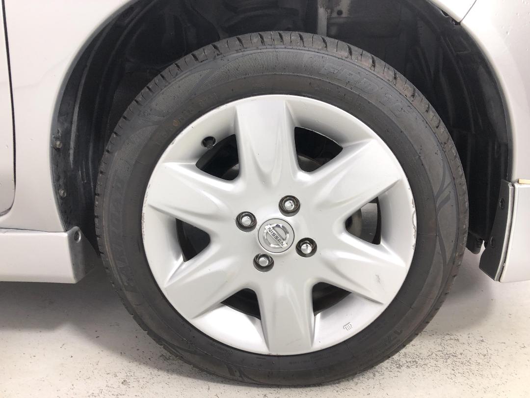 Photo '9' of Nissan March Photo '9' of Nissan March