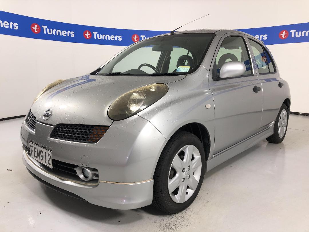 Photo '4' of Nissan March Photo '4' of Nissan March