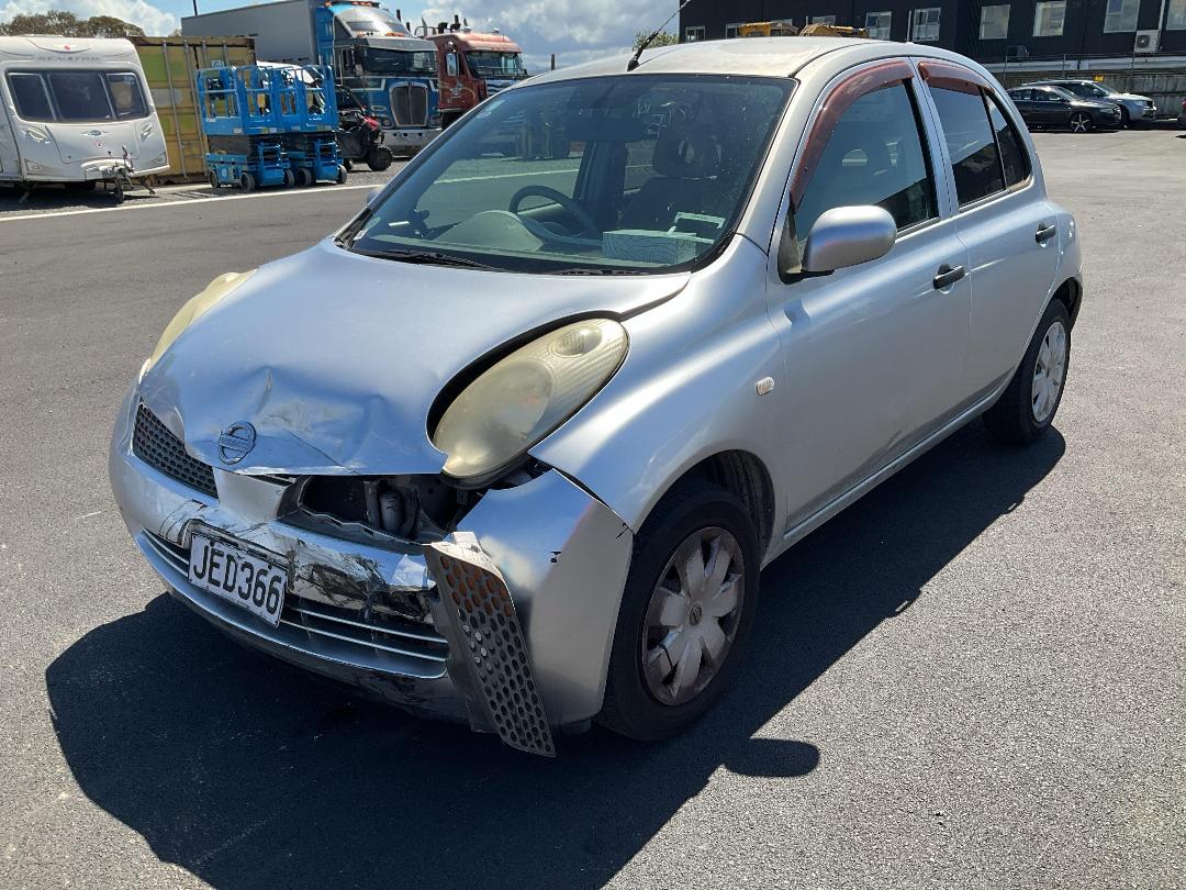 Photo '5' of Nissan March