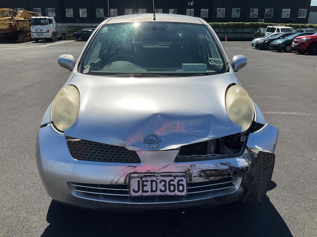 Photo '6' of Nissan March