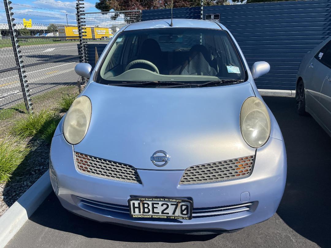 Photo '3' of Nissan March