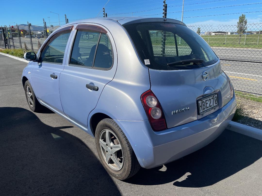 Photo '10' of Nissan March