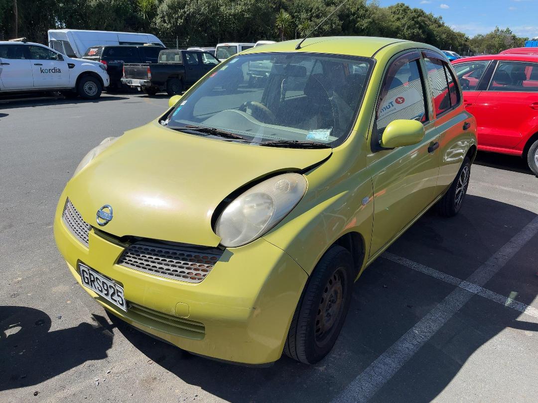 Photo '2' of Nissan March