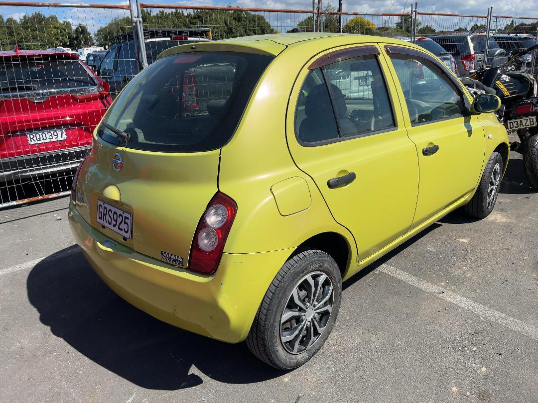 Photo '5' of Nissan March