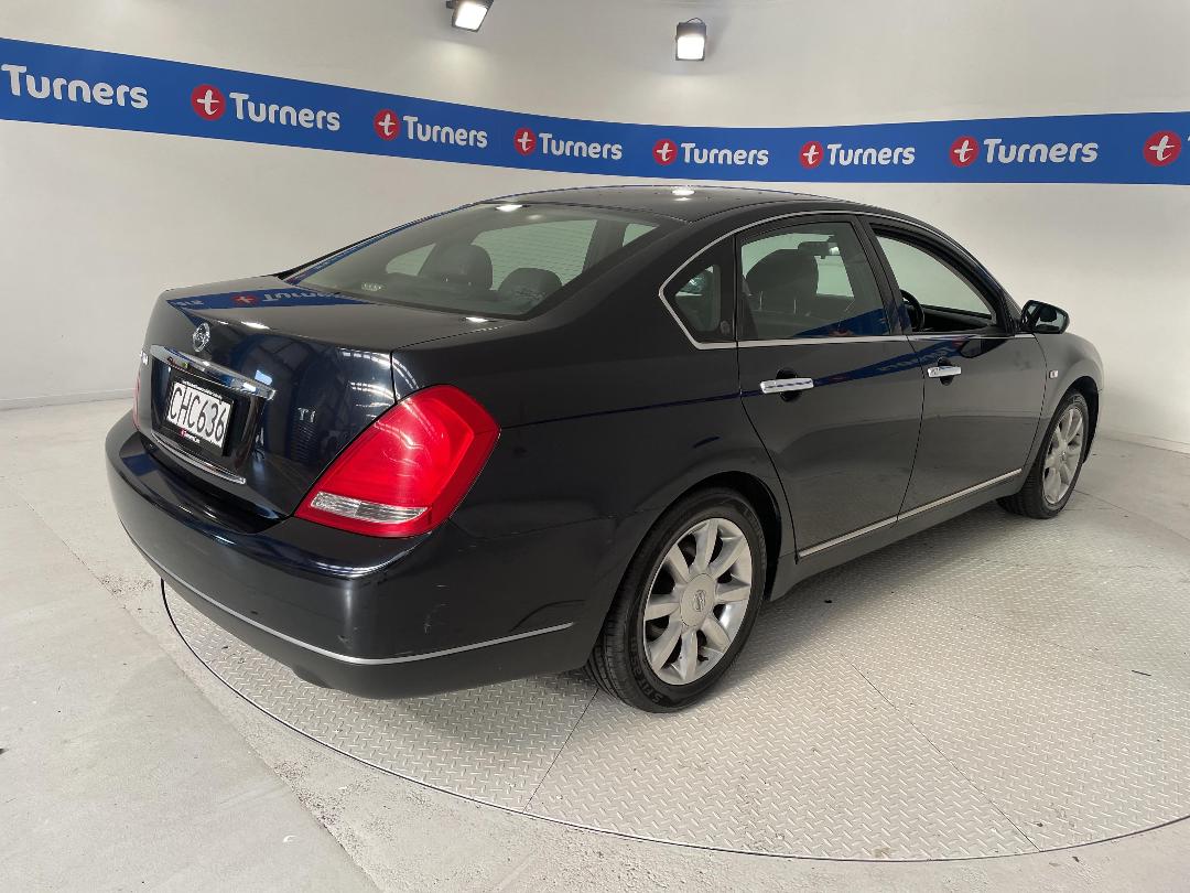 Photo '7' of Nissan Maxima Photo '7' of Nissan Maxima