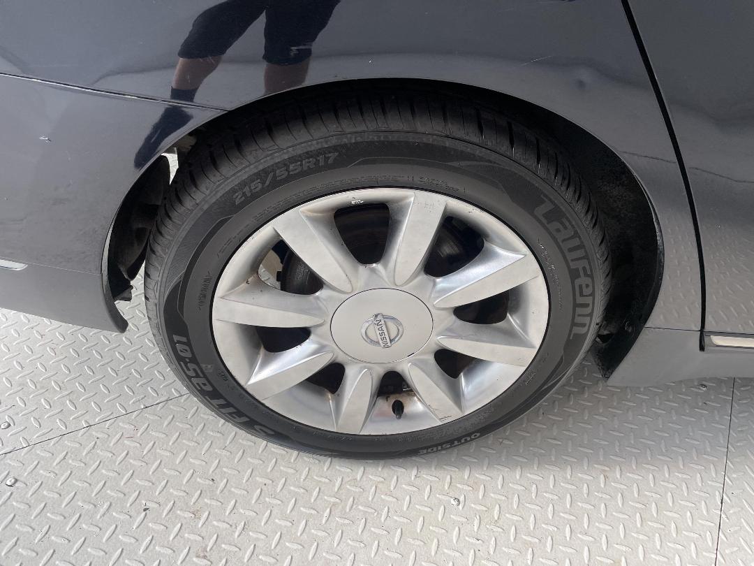 Photo '12' of Nissan Maxima Photo '12' of Nissan Maxima