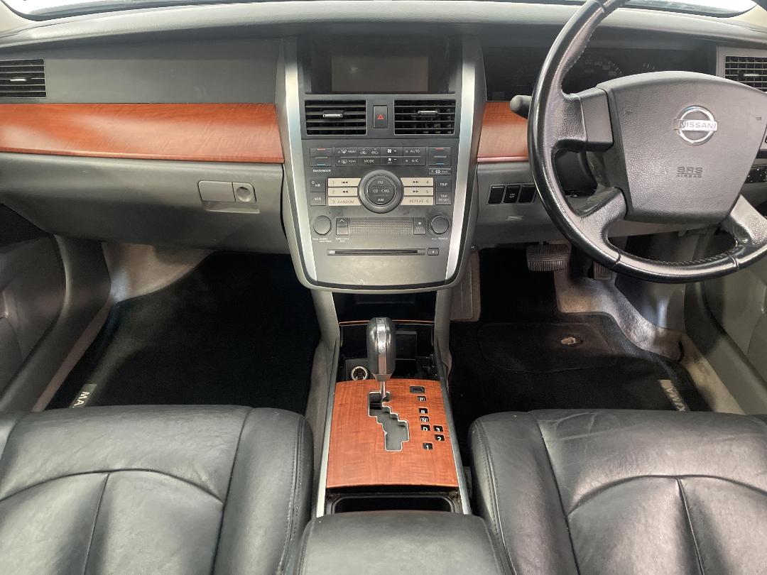 Photo '18' of Nissan Maxima Photo '18' of Nissan Maxima