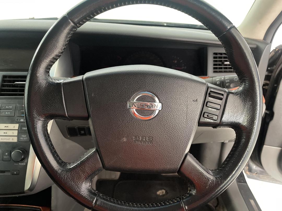 Photo '27' of Nissan Maxima Photo '27' of Nissan Maxima