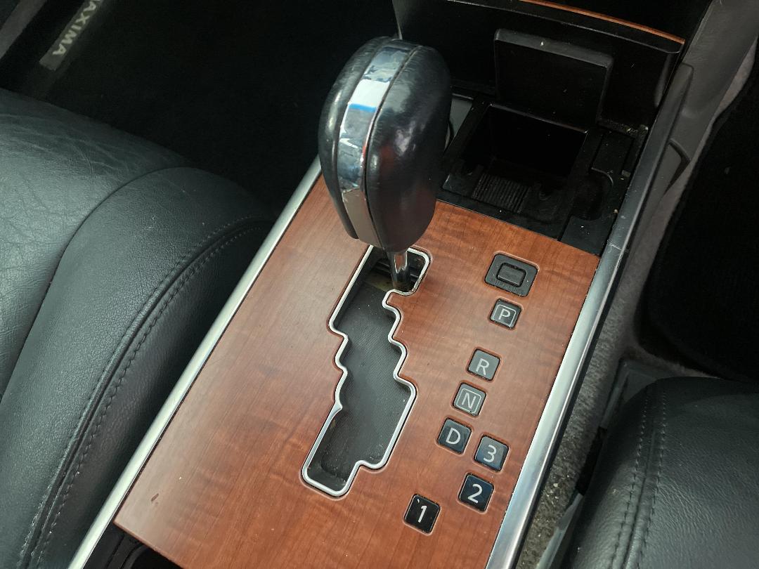 Photo '30' of Nissan Maxima Photo '30' of Nissan Maxima