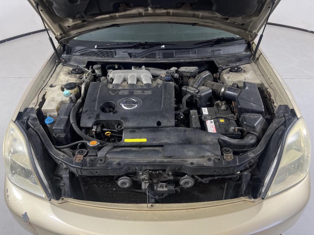 Photo '11' of Nissan Maxima ST