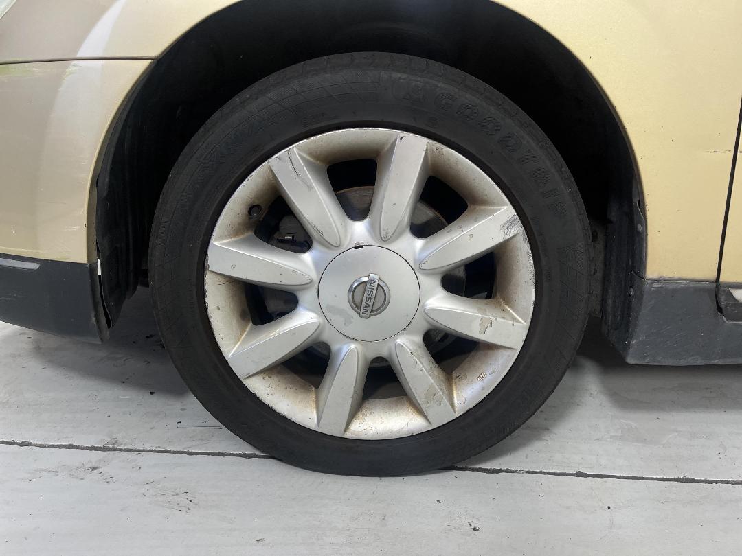 Photo '8' of Nissan Maxima ST