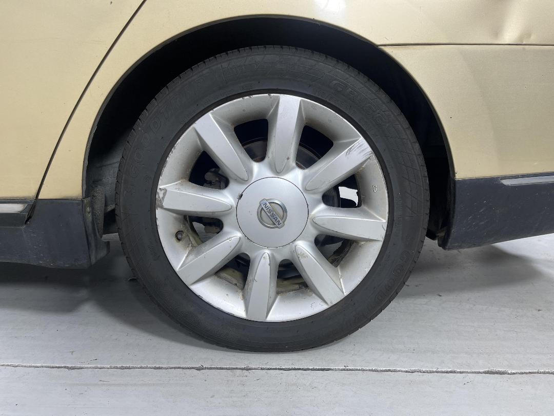 Photo '9' of Nissan Maxima ST