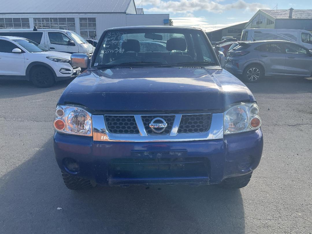 Photo '2' of Nissan Navara DC W/S AIR Photo '2' of Nissan Navara DC W/S AIR