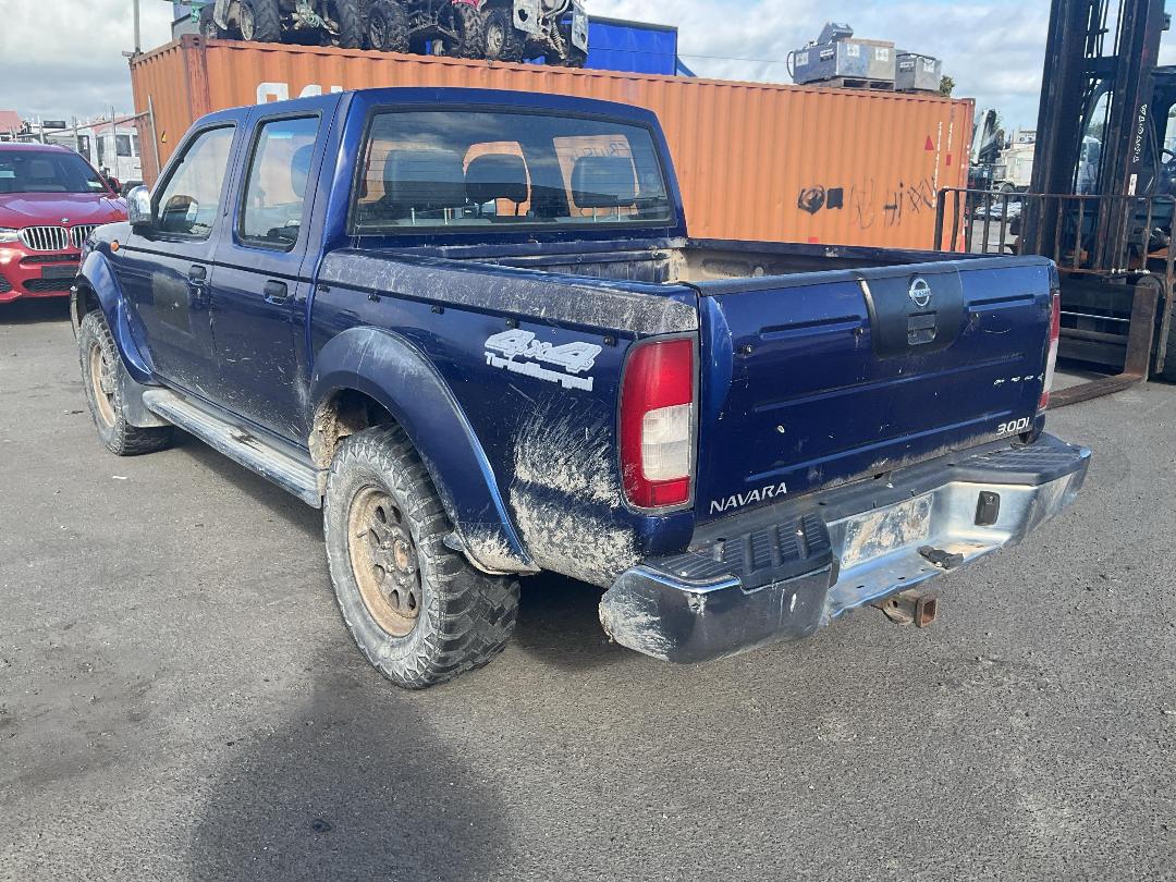 Photo '4' of Nissan Navara DC W/S AIR Photo '4' of Nissan Navara DC W/S AIR