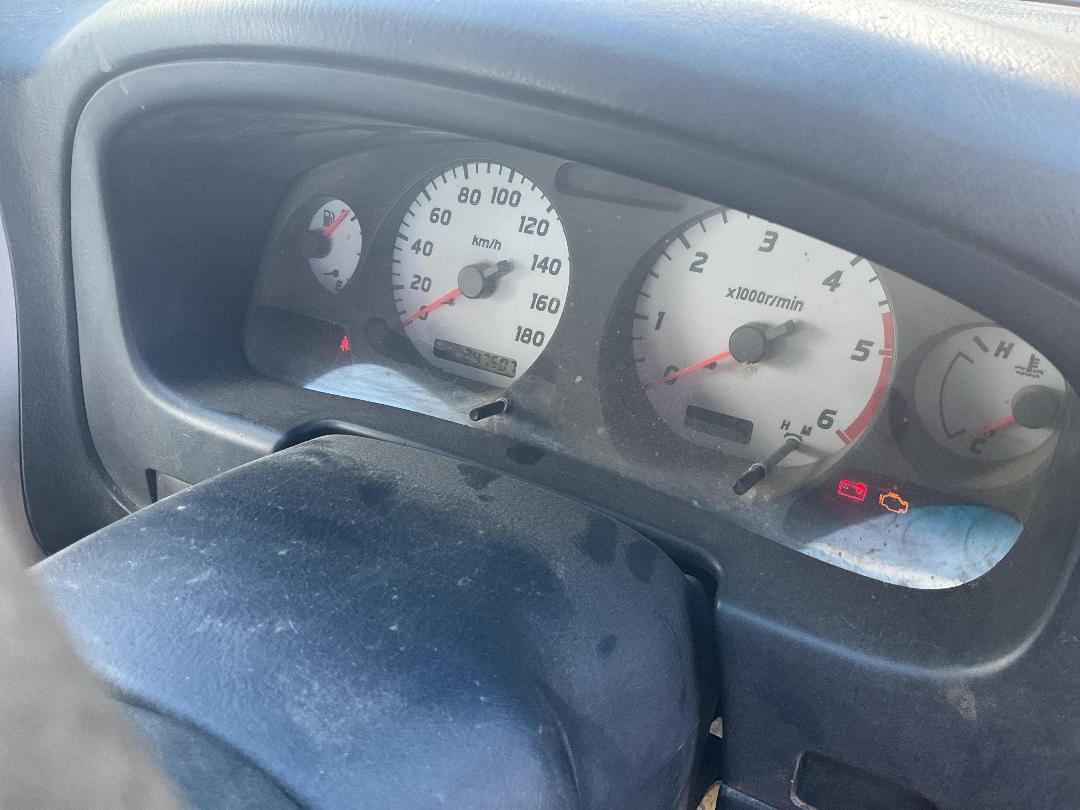 Photo '10' of Nissan Navara DC W/S AIR Photo '10' of Nissan Navara DC W/S AIR