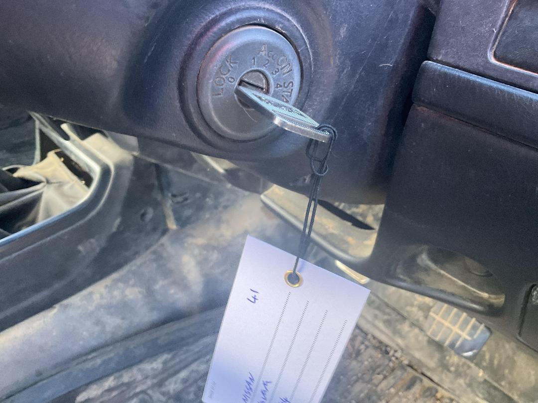 Photo '9' of Nissan Navara DC W/S AIR Photo '9' of Nissan Navara DC W/S AIR