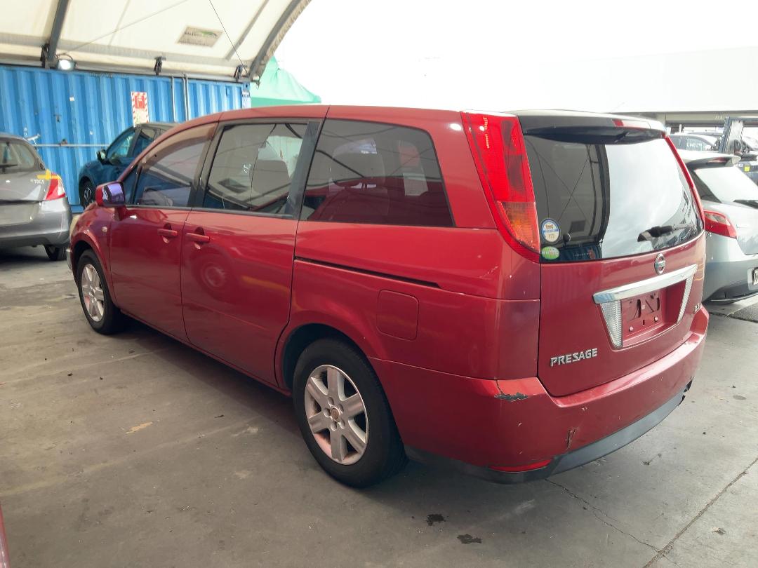 Photo '11' of Nissan Presage