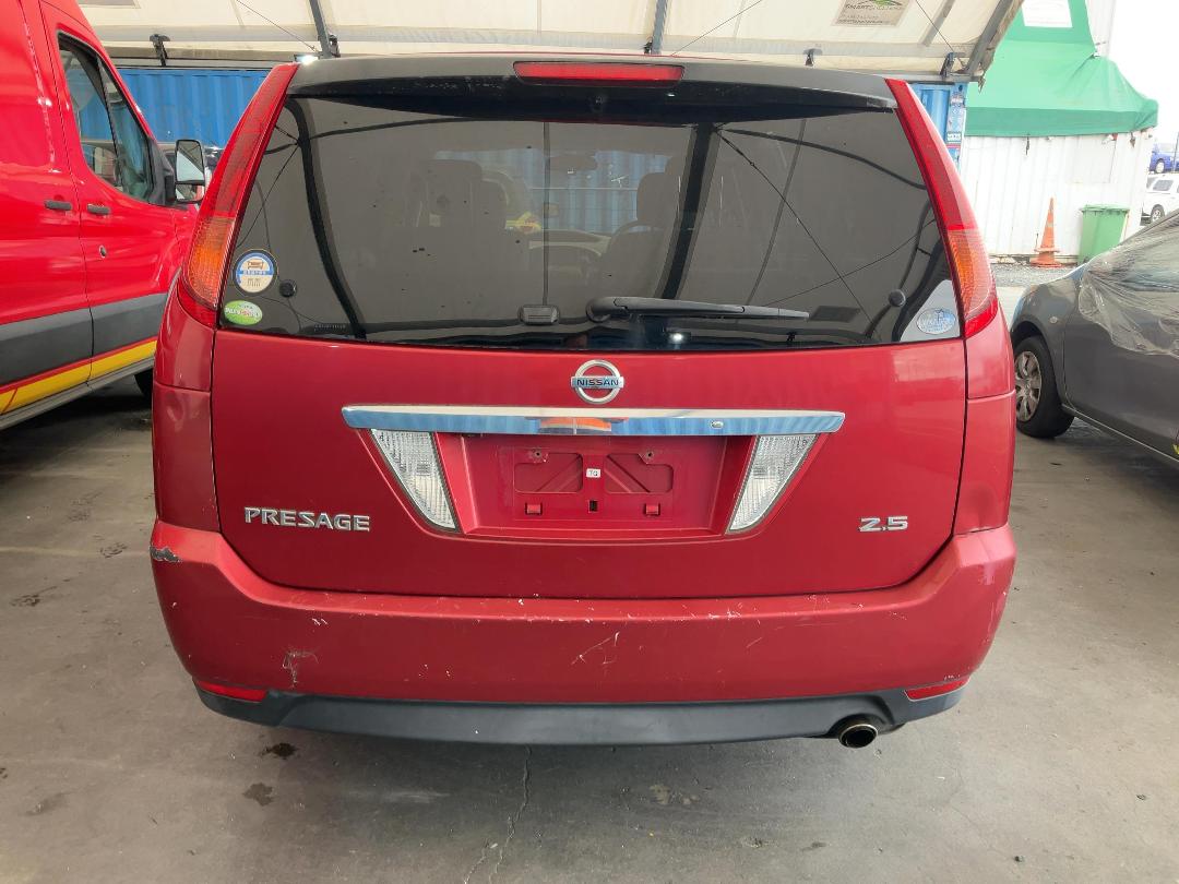 Photo '14' of Nissan Presage