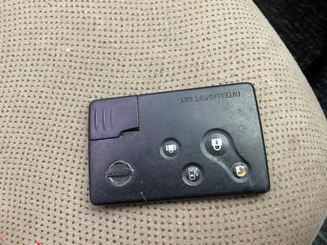 Photo '28' of Nissan Presage