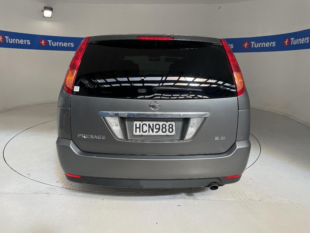 Photo '9' of Nissan Presage