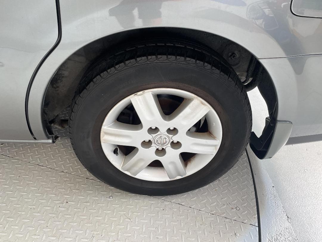 Photo '11' of Nissan Presage