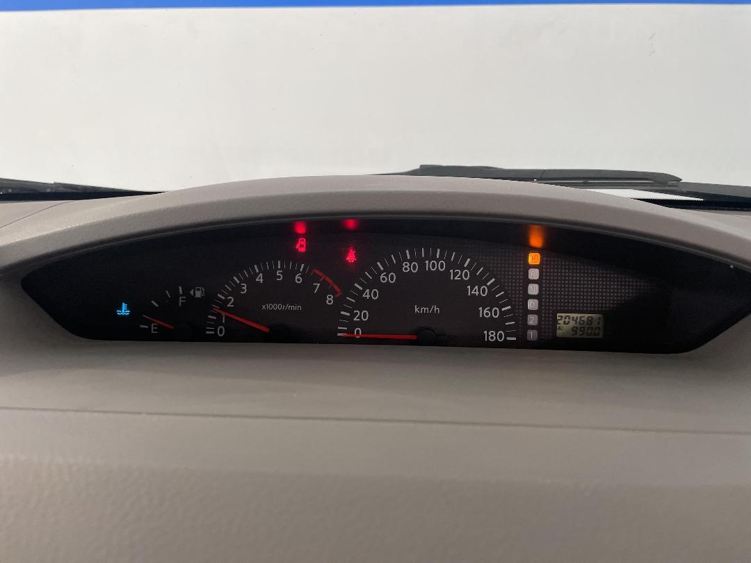 Photo '16' of Nissan Presage