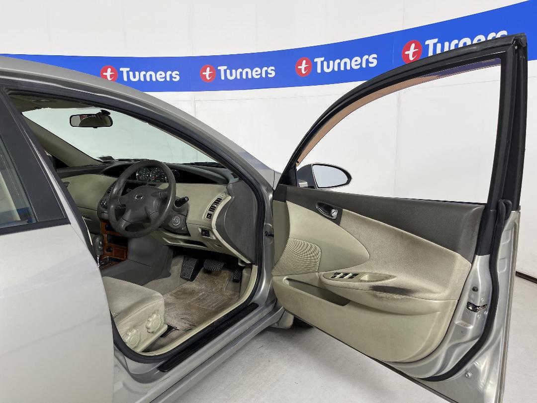 Photo '15' of Nissan Primera Photo '15' of Nissan Primera