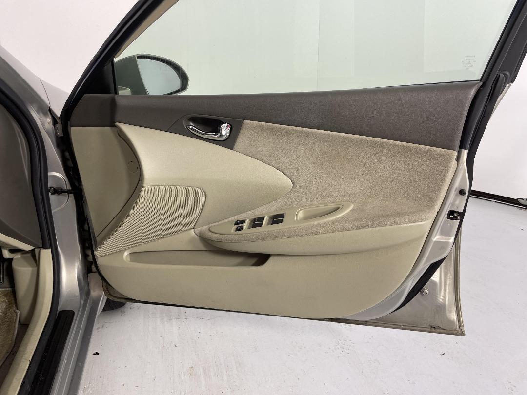 Photo '13' of Nissan Primera