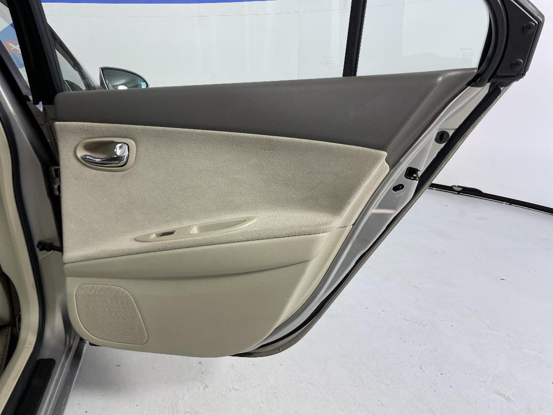 Photo '17' of Nissan Primera