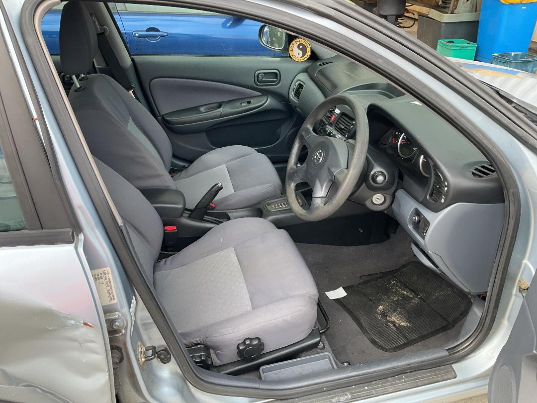 Photo '9' of Nissan Pulsar LS