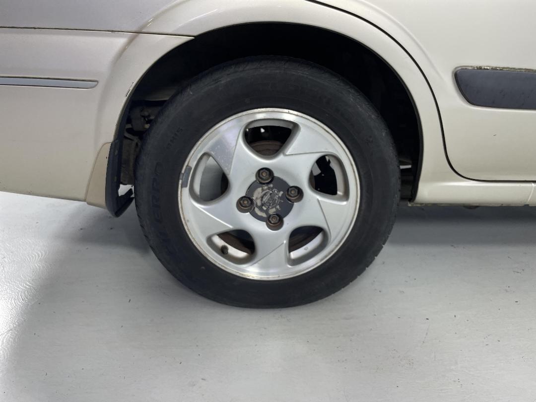 Photo '10' of Nissan Pulsar LX