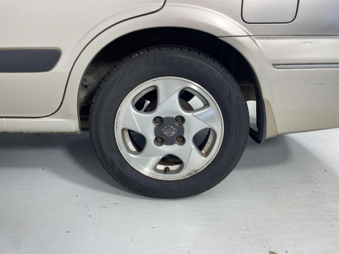 Photo '9' of Nissan Pulsar LX