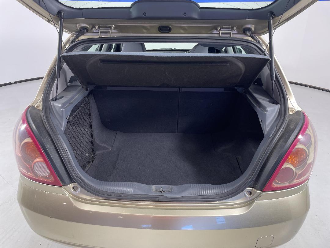 Photo '14' of Nissan Pulsar Photo '14' of Nissan Pulsar