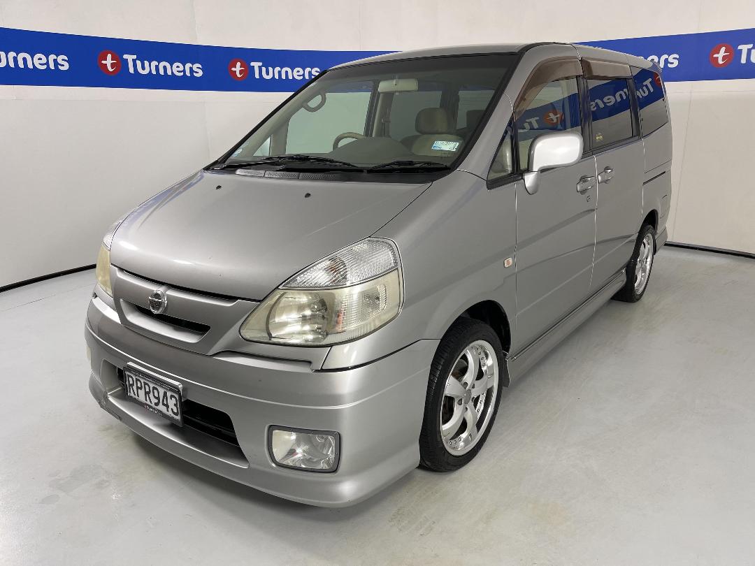 Photo '4' of Nissan Serena