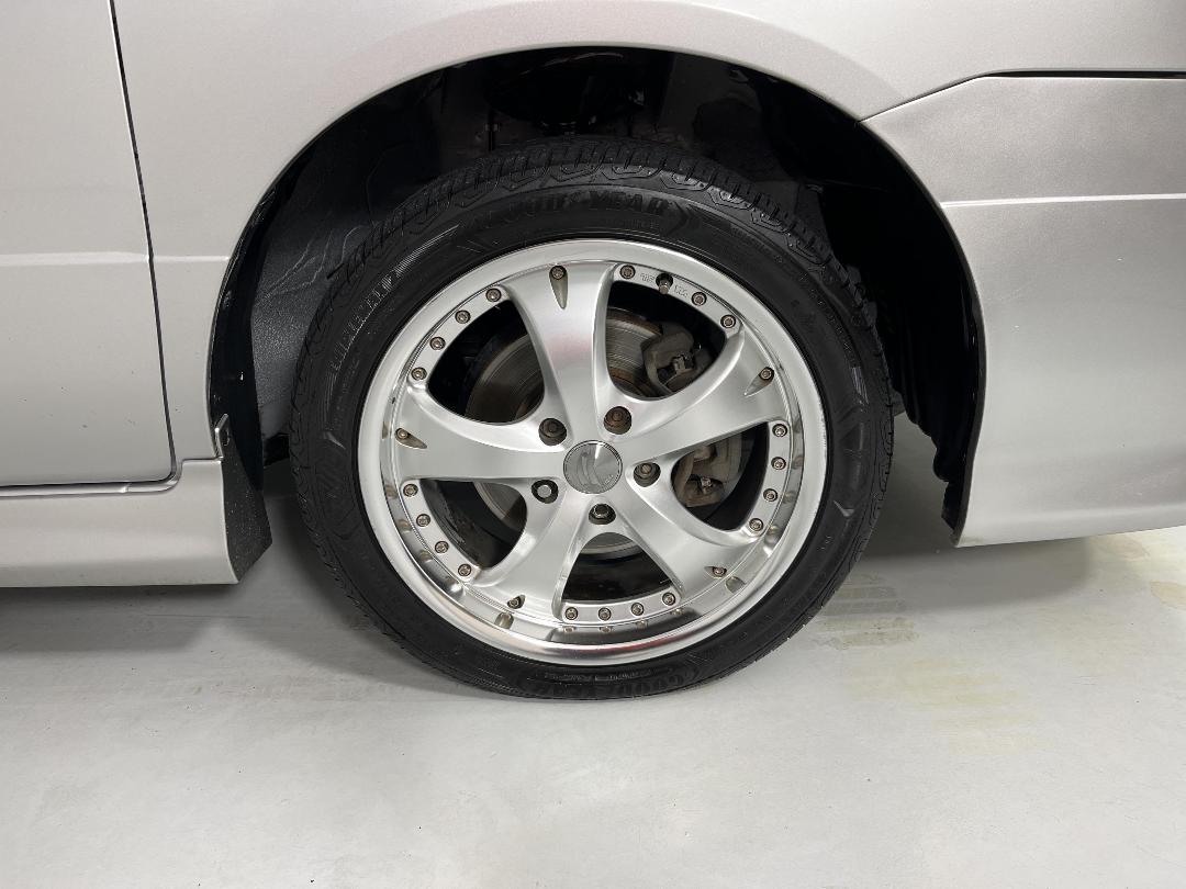 Photo '9' of Nissan Serena