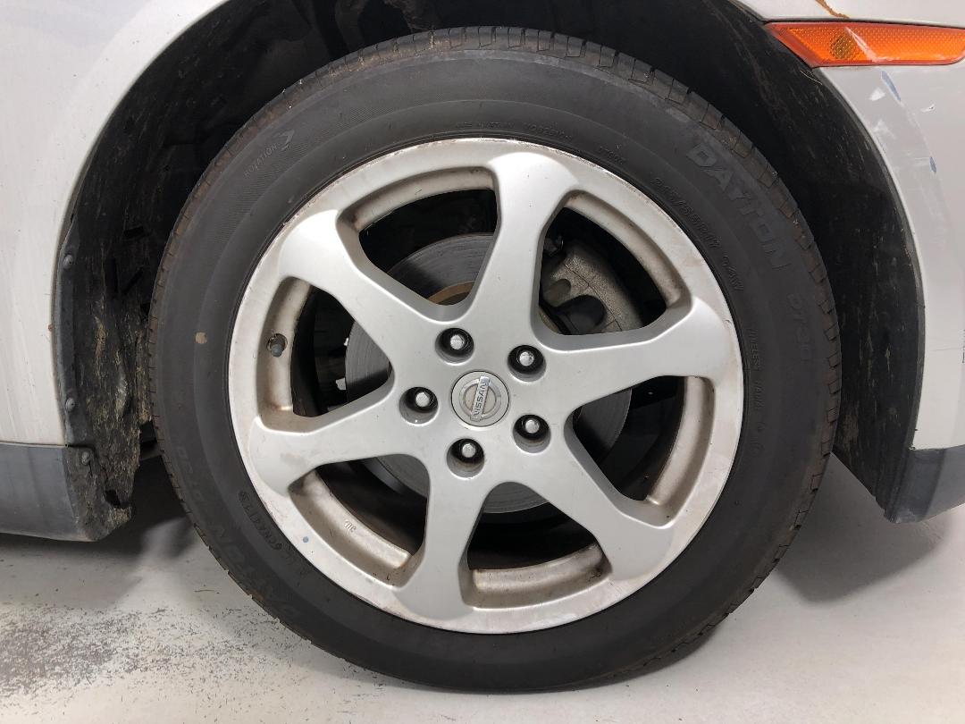 Photo '2' of Nissan Skyline