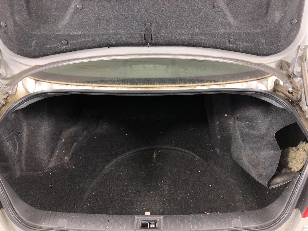 Photo '12' of Nissan Skyline