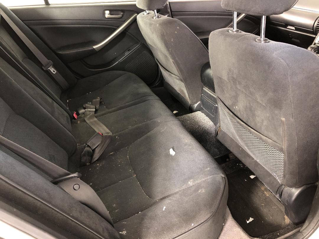 Photo '18' of Nissan Skyline